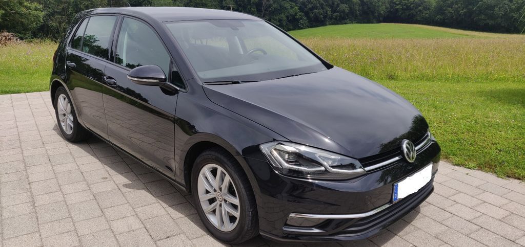 VW Golf 75.900 km 15.499 € Waging 83329