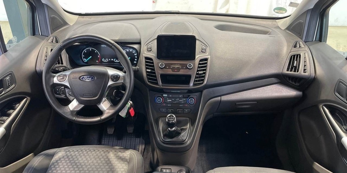 Ford Transit Connect L2 KOMBI SHZ/SPUR/TOTW/STANDHEIZ 118.347 km 16.490 &euro; Hatten 26209