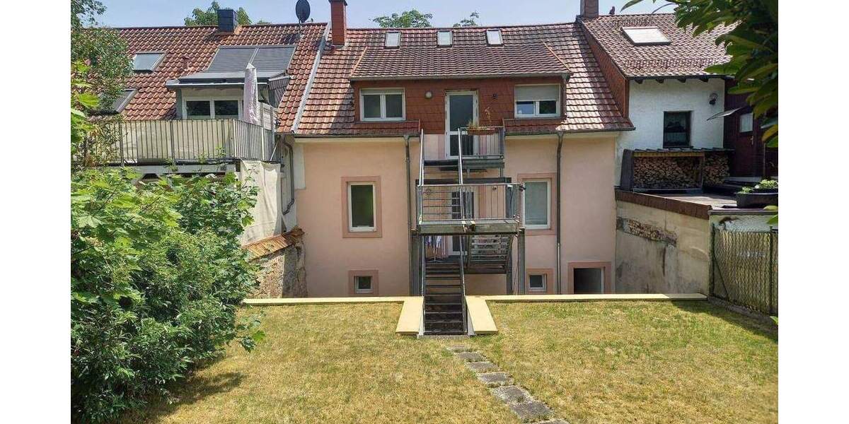 Etagenwohnung Sankt Ingbert St. Ingbert - 7 Zimmer, 200 m&sup2;, 329.000&euro; | Angebot:26787741