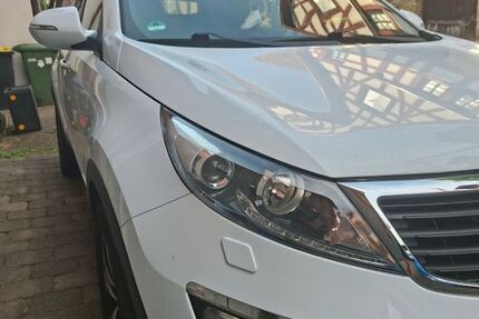 Kia Sportage 161.000 km 7.499 &euro; Knittlingen 75438