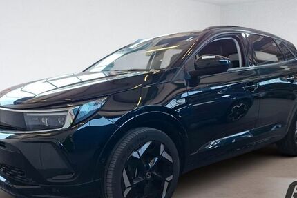 Opel Grandland (X) 31.650 km 22.750 &euro; Schöningen 38364