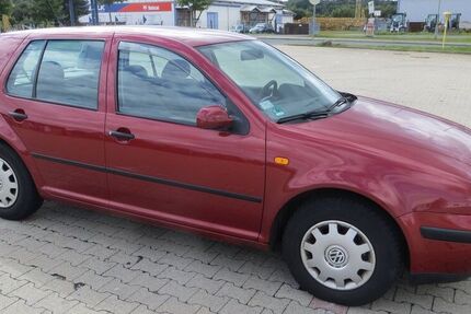 VW Golf