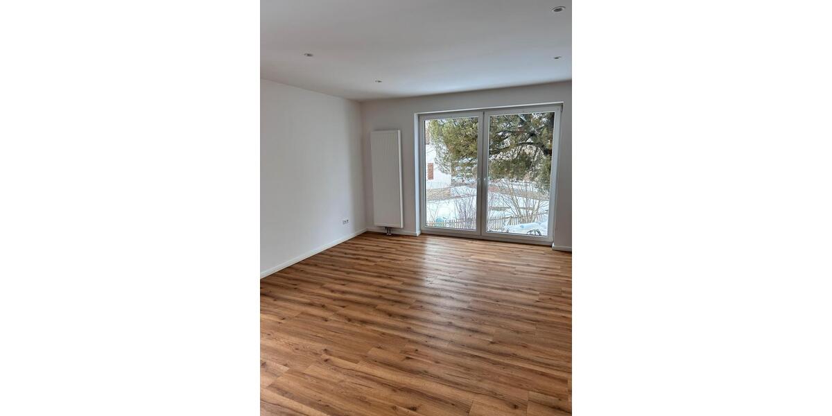 Etagenwohnung Lauterbach (Hessen) - 4 Zimmer, 100 m&sup2;, 1.150&euro; | Angebot:25162665