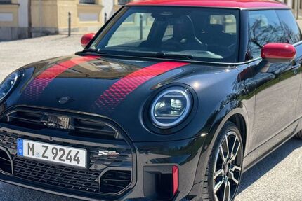 Mini John Cooper Works 1.800 km 37.461 &euro; Oberschleißheim 85764