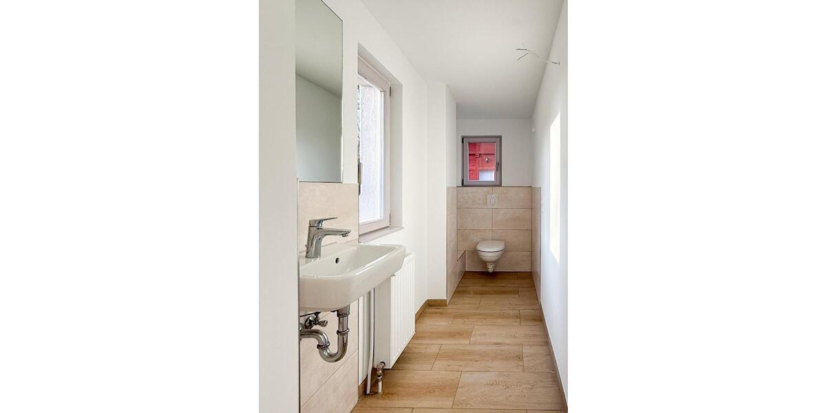 Erdgeschoßwohnung Erkner - 4 Zimmer, 154 m&sup2;, 1.700&euro; | Angebot:25148017