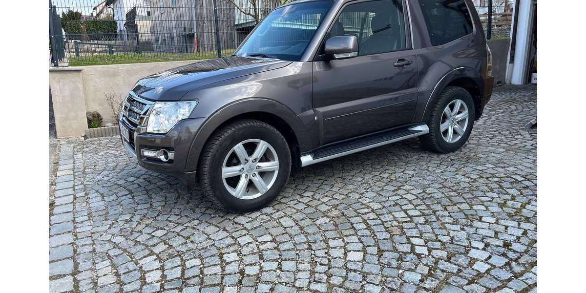 Mitsubishi Pajero 188.000 km 19.500 &euro; Eching 84174