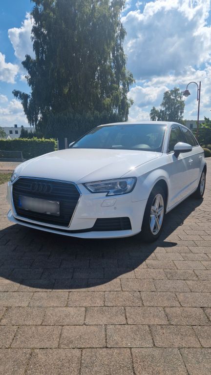Audi A3 92.000 km 13.500 € Siershahn 56427