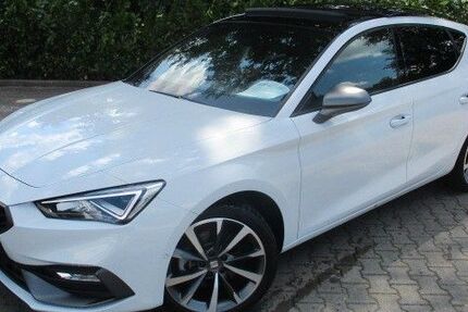 Seat Leon 5.700 km 24.990 &euro; Halen 49685