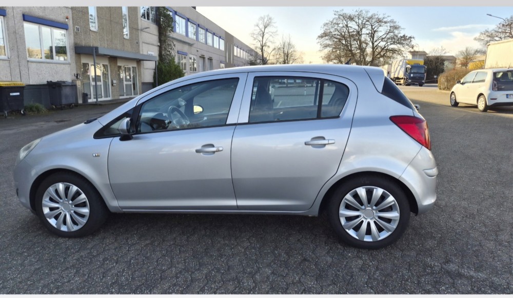 Opel Corsa D 163.000 km 1.900 &euro; Hilden 40721