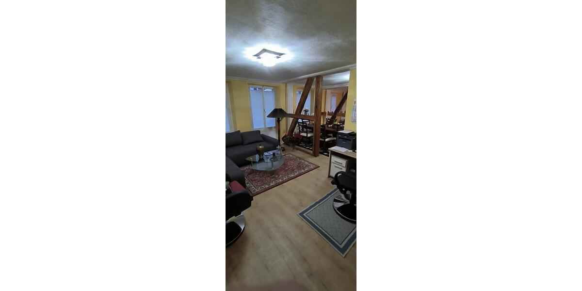 Etagenwohnung Eutin - 2 Zimmer, 130 m&sup2;, 1.000&euro; | Angebot:25100655