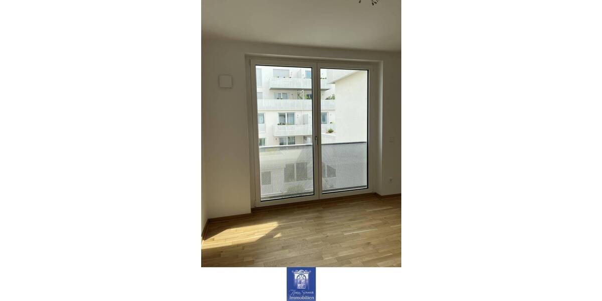 Etagenwohnung Dresden Innere Altstadt - 3 Zimmer, 101 m&sup2;, 1.325&euro; | Angebot:26835564