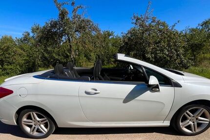 Peugeot 308 113.960 km 8.500 &euro; Langenbrettach 74243