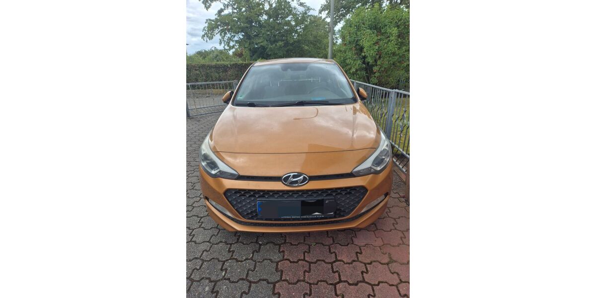 Hyundai i20 140.000 km 7.900 &euro; Leimersheim 76774