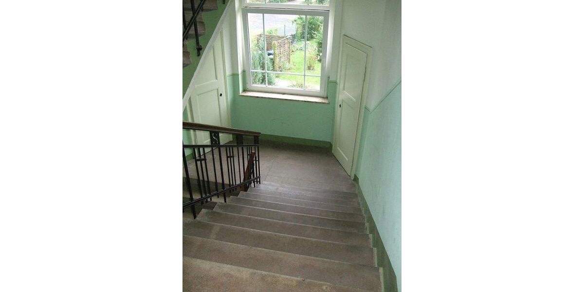 Etagenwohnung Radebeul - 9 Zimmer, 210 m&sup2;, 499.000&euro; | Angebot:25459122