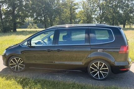VW Sharan 262.700 km 10.900 &euro; Recke 49509