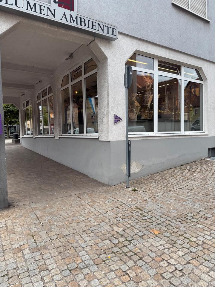 Ladengeschäft in Stein Zentrum zimmer