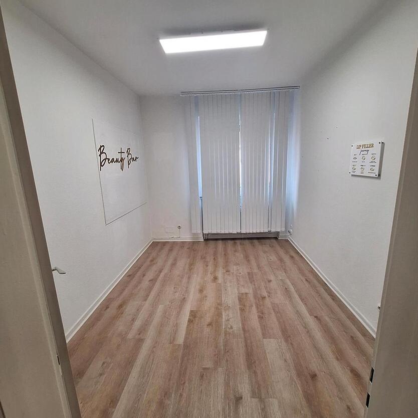 Kosmetikraum in gut laufenden Studio zu vermieten zimmer