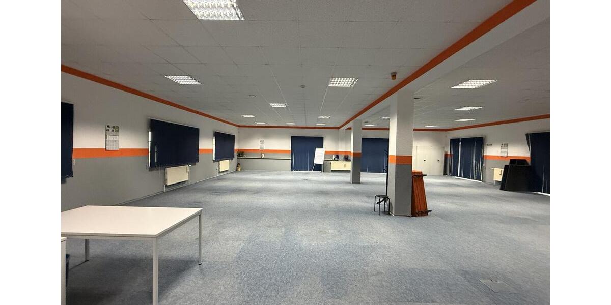 Hauchen Sie dieser Gewerbefläche Ihre frischen Ideen ein zimmer