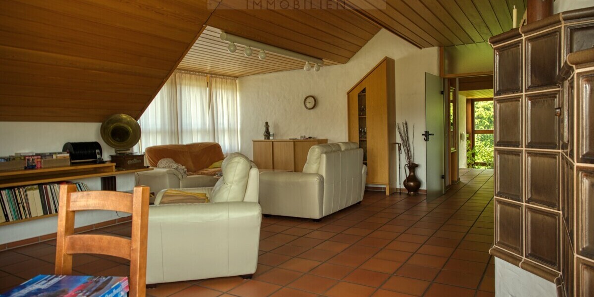 Natur pur! Außergewöhnliches Architektenhaus in traumhafter Lage und mit Einliegerwohnung - Einfamilienhaus Schmelz | Angebot:27010420
