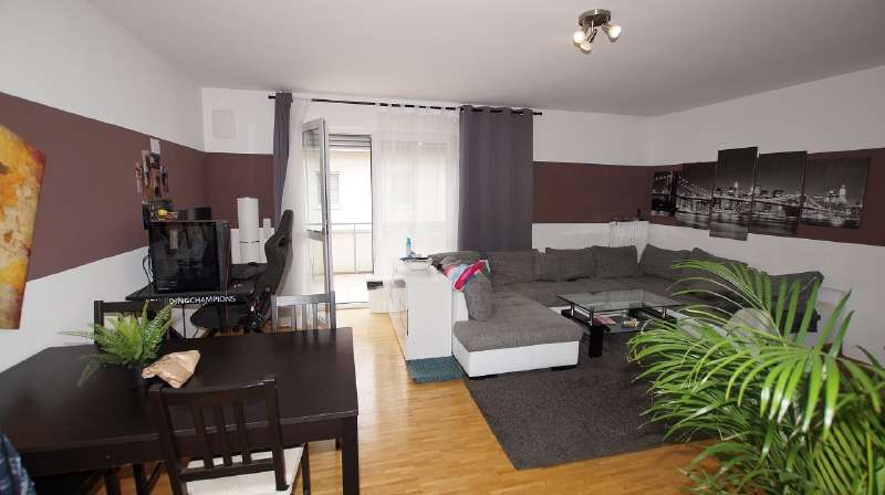 Etagenwohnung Straubing - 3 Zimmer, 90 m&sup2;, 800&euro; | Angebot:26886704