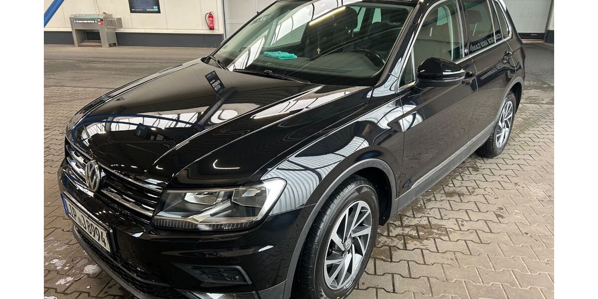VW Tiguan 96.500 km 17.200 &euro; Leopoldshöhe 33818