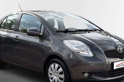 Toyota Yaris 222.000 km 2.990 &euro; Hamburg 22529