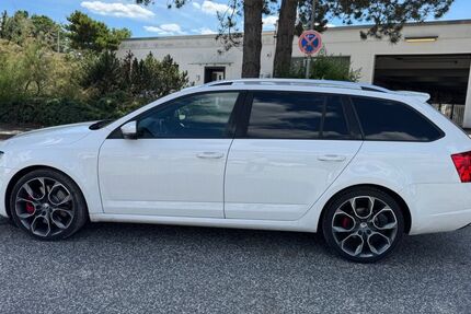 Skoda Octavia 236.189 km 7.999 &euro; Barsbüttel 22885