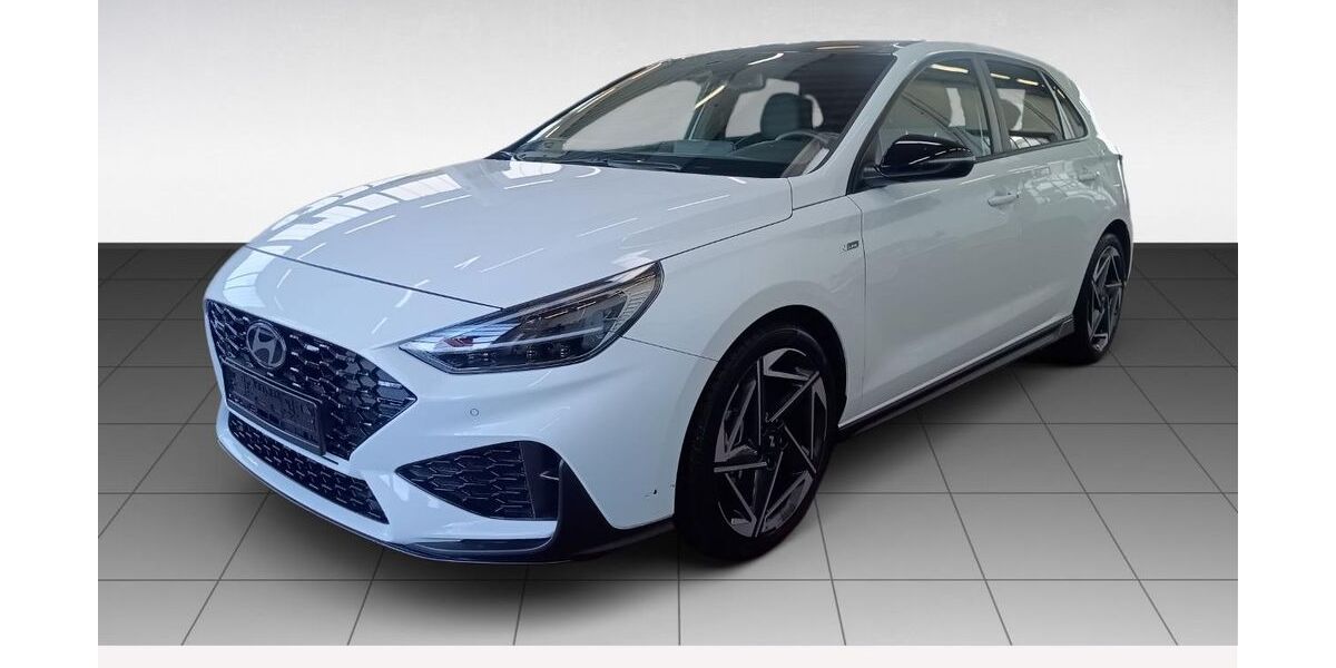 Hyundai i30 12.219 km 23.970 &euro; Coburg 96450