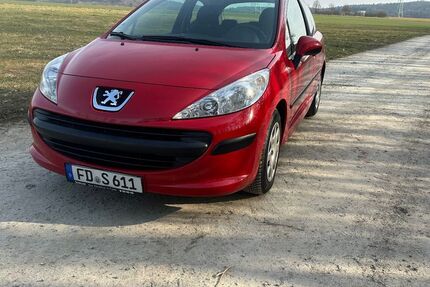 Peugeot 207 97.900 km 2.600 &euro; Fulda 36039