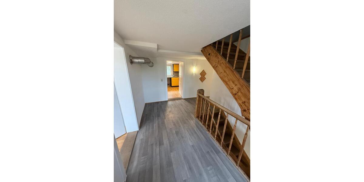 Doppelhaushälfte Schrozberg - 4.5 Zimmer, 100 m&sup2;, 650&euro; | Angebot:26103380