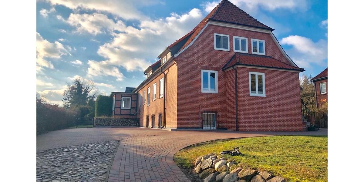 Gewerbefläche mit Küche, Duschbad & 4 Stellplätzen zimmer