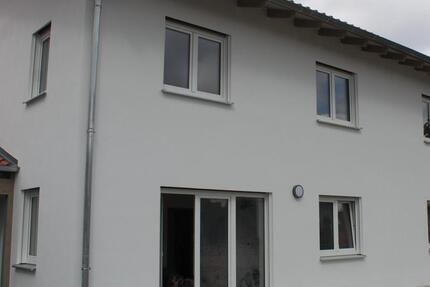 Haus zu vermieten in 94522 Wallersdorf 6 zimmer