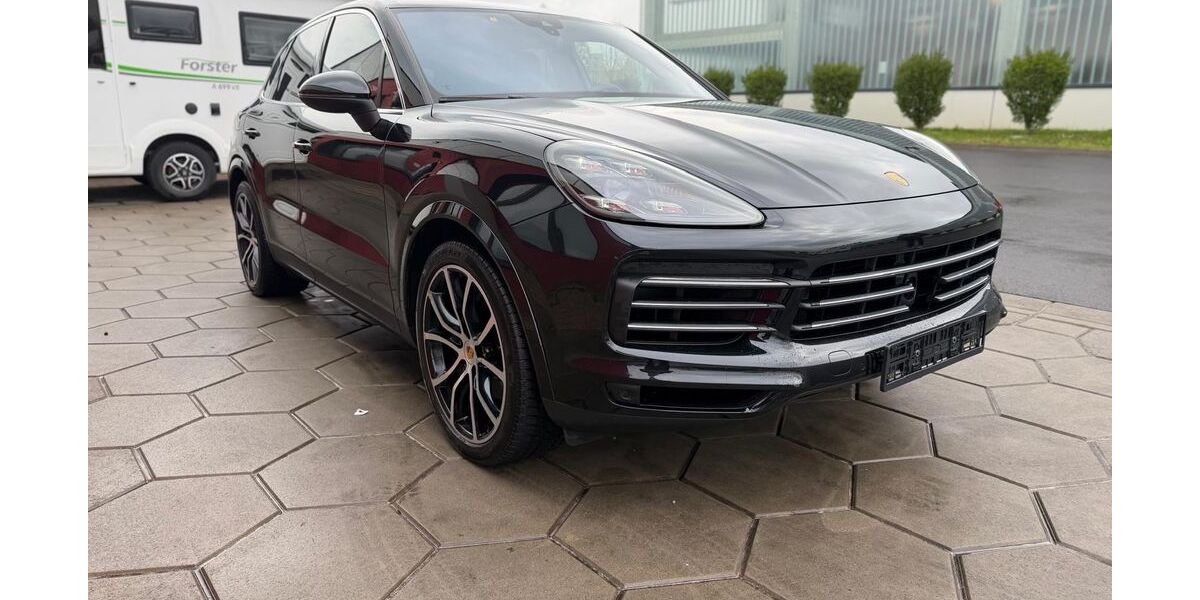 Porsche Cayenne 208.900 km 32.500 &euro; Hilden 40721