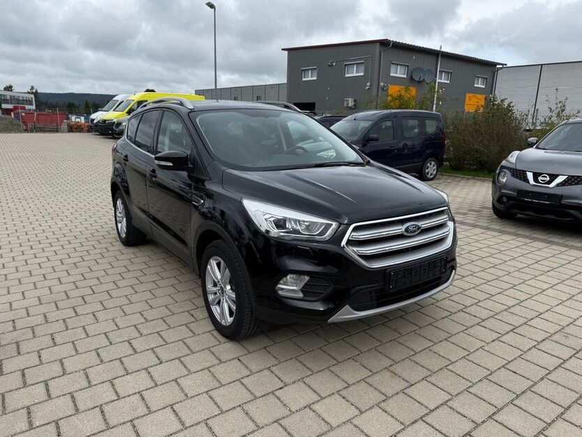 Ford Kuga 106.000 km 11.950 € Bad Wurzach 88410