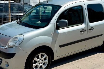 Renault Kangoo 208.000 km 4.690 &euro; Hamburg 20097