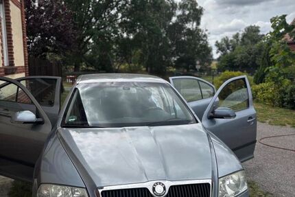 Skoda Octavia 143.000 km 3.000 &euro; Polz 19303