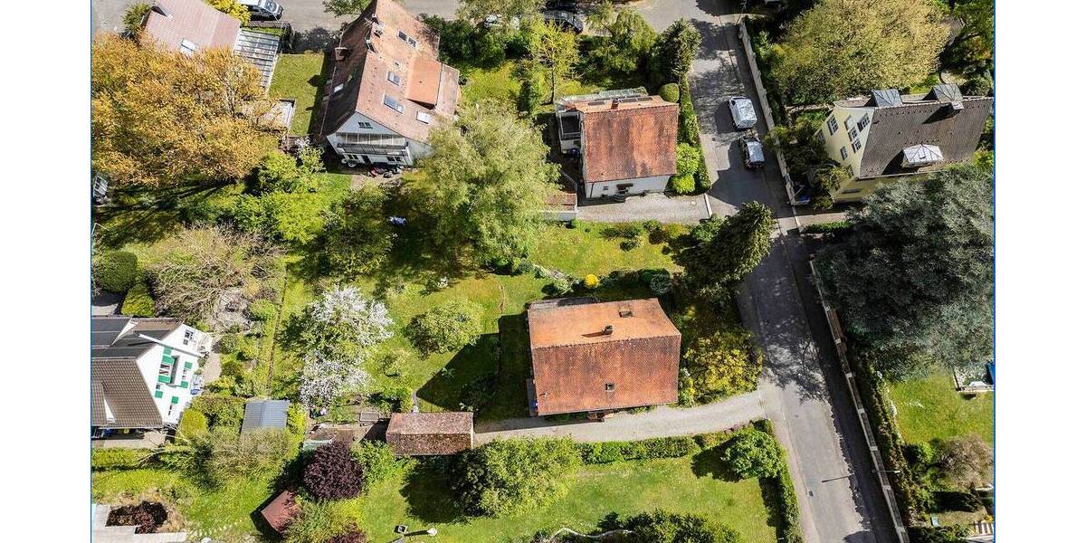 Einfamilienhaus Singen - 7 Zimmer, 240 m&sup2;, 695.000&euro; | Angebot:26364115