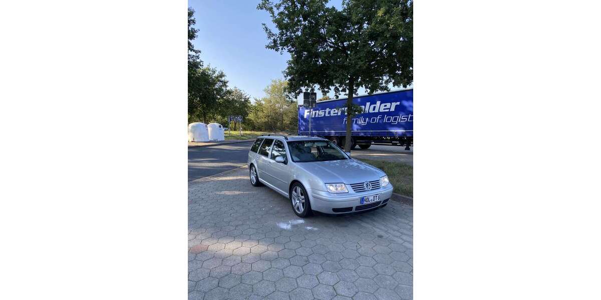 VW Bora 297.000 km 4.950 &euro; Stadtoldendorf 37627