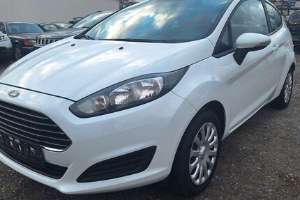 Ford Fiesta 143.758 km 4.500 &euro; Karlsruhe 76185