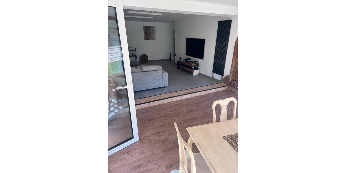 Mehrfamilienhaus, Wohnhaus Seelze - 3 Zimmer, 120 m&sup2;, 1.450&euro; | Angebot:26081170