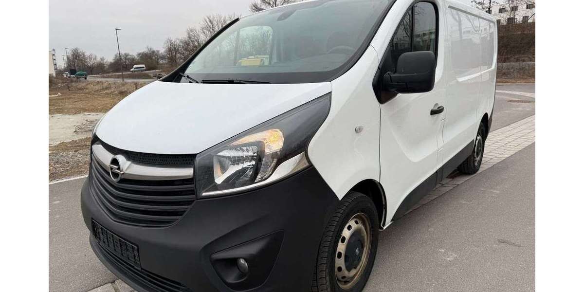 Opel Vivaro 190.000 km 8.590 &euro; Gerbrunn 97218