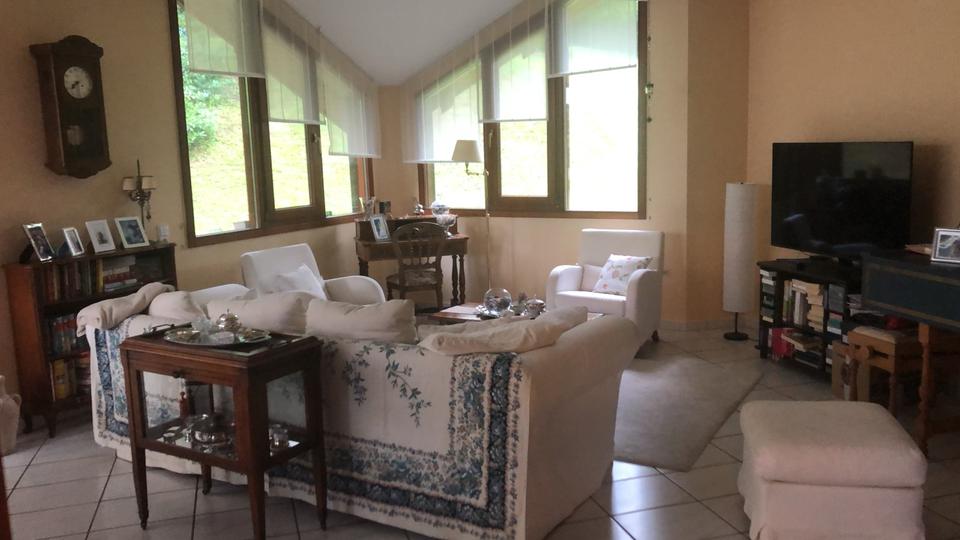Einfamilienhaus Trossingen - 7 Zimmer, 209 m&sup2;, 699.000&euro; | Angebot:26811603