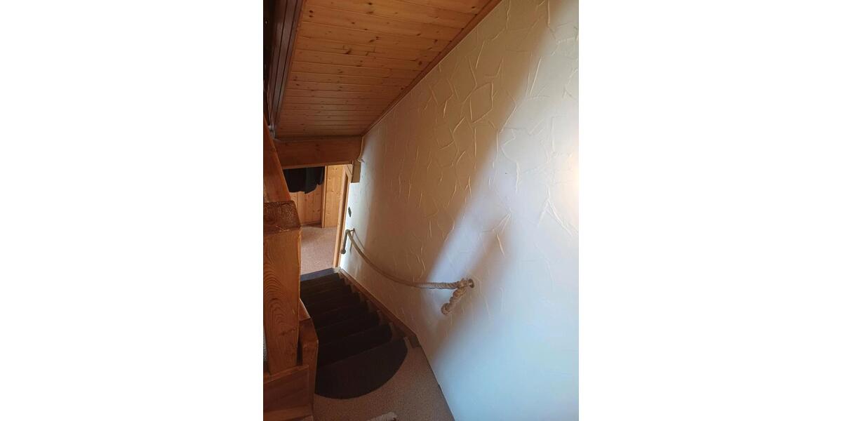 Einfamilienhaus Winnweiler - 5 Zimmer, 120 m&sup2;, 865&euro; | Angebot:25405914