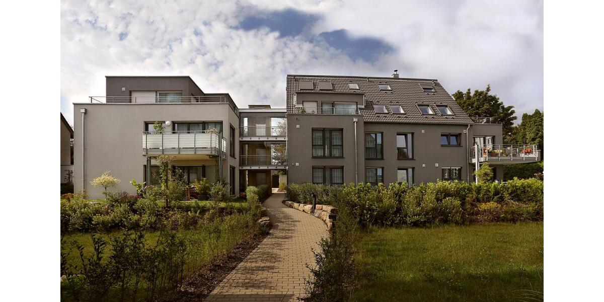 Einfamilienhaus Ludwigsburg Oßweil - 4.5 Zimmer, 142 m&sup2;, 2.030&euro; | Angebot:25322403