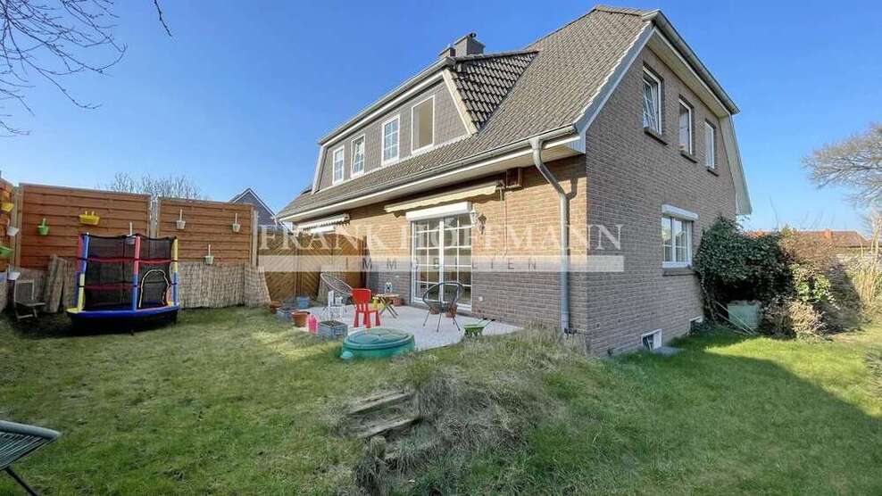 Haus zum Kaufen in Kaltenkirchen 389.000 € 97.88 m²