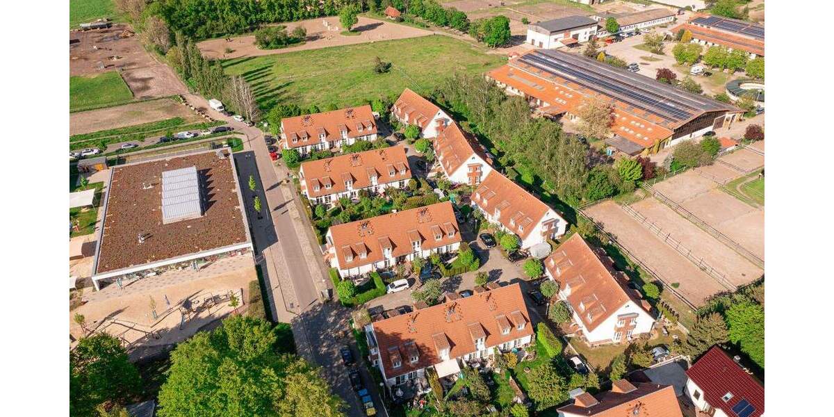 Wunderschön gelegene Reihenendhaus mit 179m² Wohn-Nutzfläche. Ohne Käuferprovision 4 zimmer