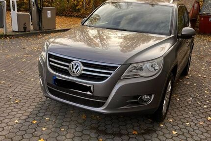 VW Tiguan 180.036 km 5.800 € Egelsbach 63329