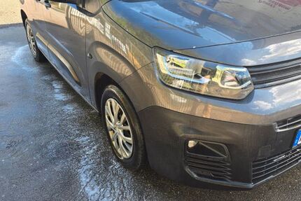 Citroen Berlingo 128.000 km 13.000 € Waldkraiburg 84478