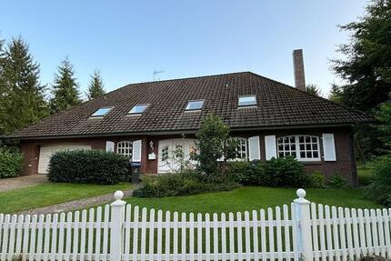 Haus Dassendorf - 6 Zimmer, 293 m&sup2;, 4.200&euro; | Angebot:25711236