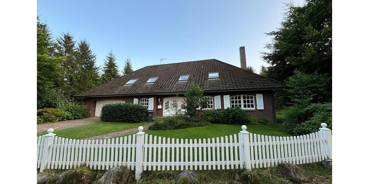 Villa Dassendorf - 6 Zimmer, 293 m&sup2;, 4.200&euro; | Angebot:25711236